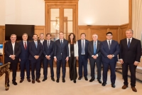 Con Adorni a su lado, Santilli jur&oacute; como jefe de Gabinete: hubo fuerte presencia de gobernadores y dirigentes del PRO