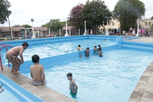 Municipio inaugura temporada de pileta