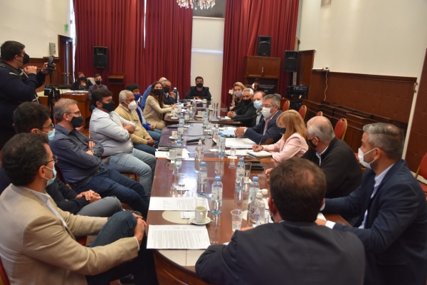 UATRE destac&oacute; proyecto de compatibilidad del trabajo rural con planes sociales