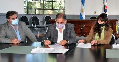 Empleados municipales podr&aacute;n acceder a Diplomatura Universitaria
