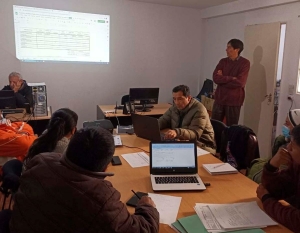 Emprendedores: Trabajo articulado para microcr&eacute;ditos