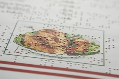 Los locales gastron&oacute;micos pueden traducir las cartas al sistema Braille