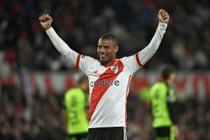 Nicol&aacute;s De la Cruz se va a Flamengo y River lo despidi&oacute; con un video