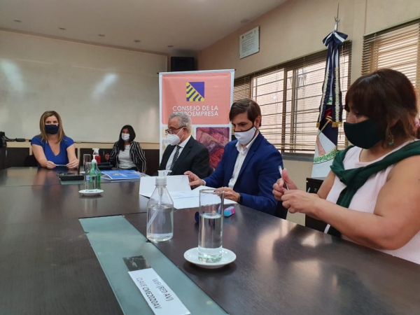 Vecinos de Maimar&aacute; podr&aacute;n getionar cr&eacute;ditos "Microsol"