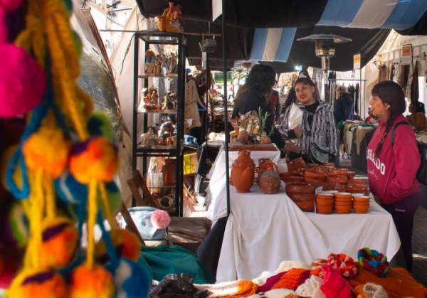 Valores y ra&iacute;ces en Feria Provincial de Invierno de plaza Espa&ntilde;a