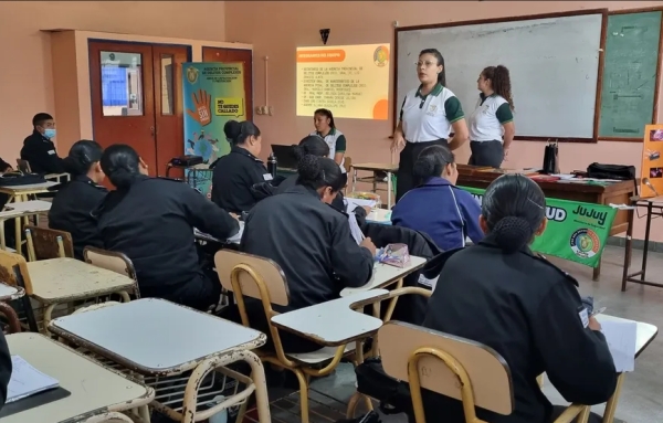 Consumo de drogas. Capacitan a futuros policias