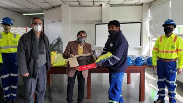 Agua Potable confirm&oacute; entrega de uniformes