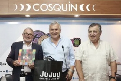 Morales acompa&ntilde;&oacute; a la delegaci&oacute;n de artistas juje&ntilde;os en Cosqu&iacute;n
