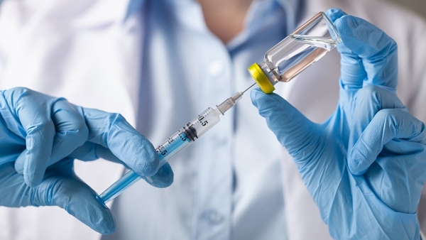 La Anmat aprob&oacute; el uso de una vacuna contra el dengue para mayores de 4 a&ntilde;os