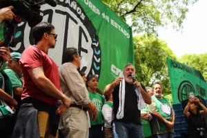 El Gobierno aumenta la tensi&oacute;n con los estatales: avis&oacute; que descontar&aacute; el d&iacute;a a quienes adhieran al paro de ATE