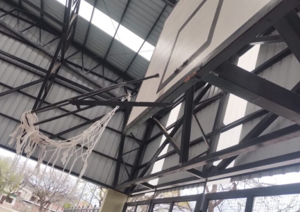 La Municipalidad repudi&oacute; el vandalismo en el Multiespacio Santa Rita
