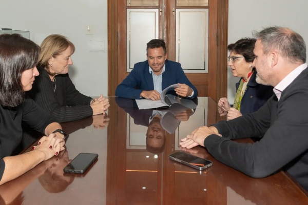 Cultura y Turismo es el primer ministerio que elimina el papel