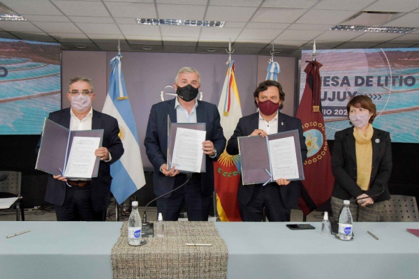 Consolidan institucionalmente la conformaci&oacute;n de la Mesa del Litio