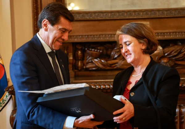 Sadir recibi&oacute; a embajadora de Australia. Destac&oacute; oportunidades de cooperaci&oacute;n en miner&iacute;a y energ&iacute;a