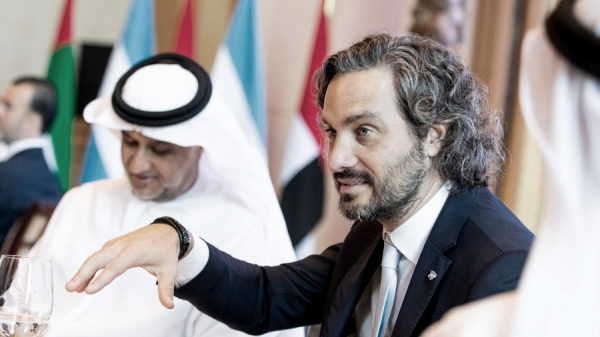 Fondos de Medio Oriente invertir&aacute;n US$ 1.000 millones en obras de infraestructura