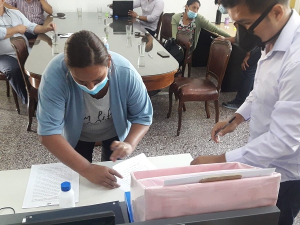 Educaci&oacute;n renovar&aacute; equipamiento inform&aacute;tico