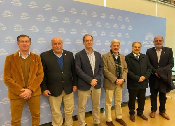 Reclamo ante el Congreso:"Necesitamos pol&iacute;ticas que fomenten la producci&oacute;n"