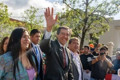 Sadir anunci&oacute; una ley de coparticipaci&oacute;n provincial y desahogo financiero para los municipios