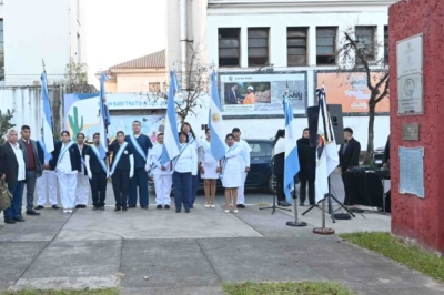 Municipio: Homenaje a enfermeras y enfermeros