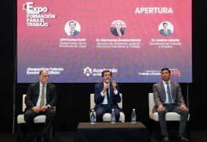 El gobernador Sadir impulsa la capacitaci&oacute;n en oficios