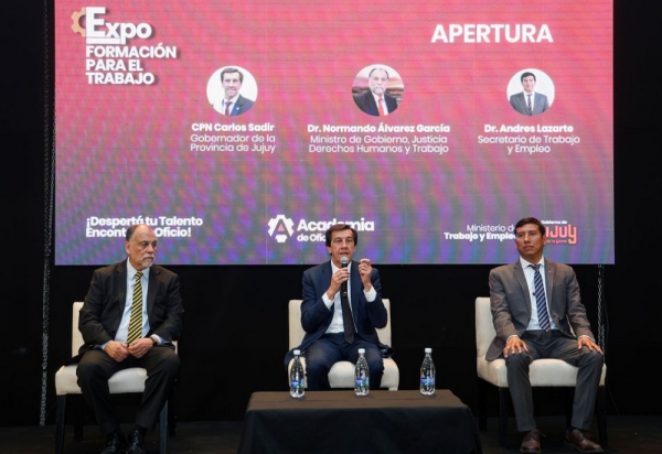 El gobernador Sadir impulsa la capacitaci&oacute;n en oficios