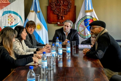 Concejales y funcionarios quieren regularizar la actividad del boxeo