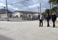 Contin&uacute;a el avance de obras: pavimentaci&oacute;n en calle Oscar Or&iacute;as