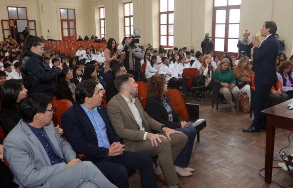 Jujuy implementa una estrategia integral para prevenir el grooming