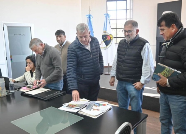 Municipio adquirir&aacute; una chipeadora de gran porte para reutilizar residuos de poda