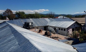 Avanzan obras de nueva cubierta en el Hospital Oscar Or&iacute;as