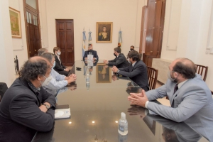 Por cierre de la mina, el gobierno busca resguardar a la comunidad de El Aguilar