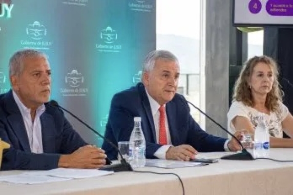 El gobernador Morales present&oacute; el Acuerdo Escolar 2023