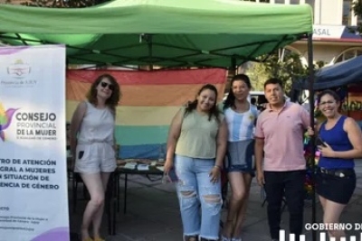15&ordm; Marcha del Orgullo: Expusieron labor de los centros del Consejo de la Mujer e Igualdad de G&eacute;nero