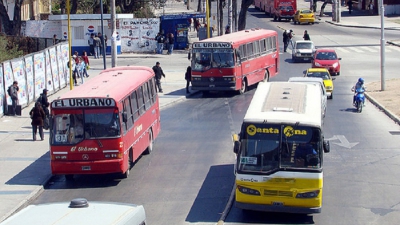 Suba de tarifas de colectivos y taxis a partir de enero
