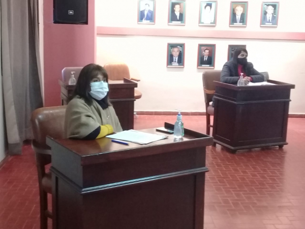 "Se contin&uacute;a trabajando a la par de cada vecino"