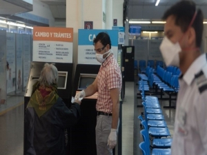 El lunes 13 vuelve la atenci&oacute;n bancaria, pero no por ventanilla