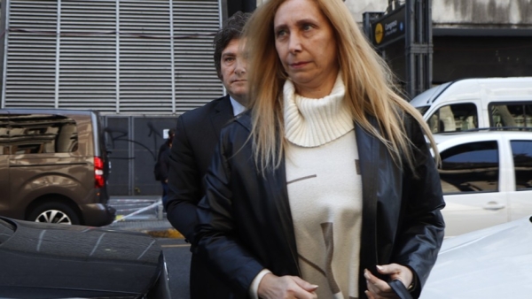 Karina Milei ech&oacute; a Kikuchi de la cumbre y lo tild&oacute; de "traidor"