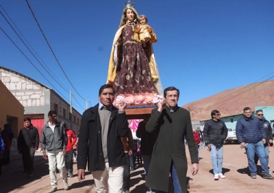 Sadir acompa&ntilde;&oacute; a la comunidad de Catua en sus fiestas patronales