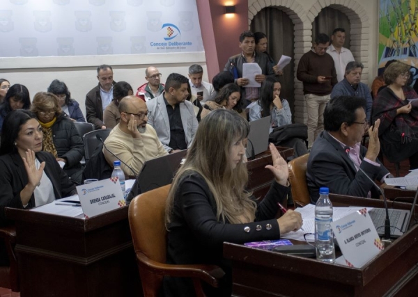 Finanzas analiz&oacute; el proyecto de financiamiento para la Traves&iacute;a Urbana