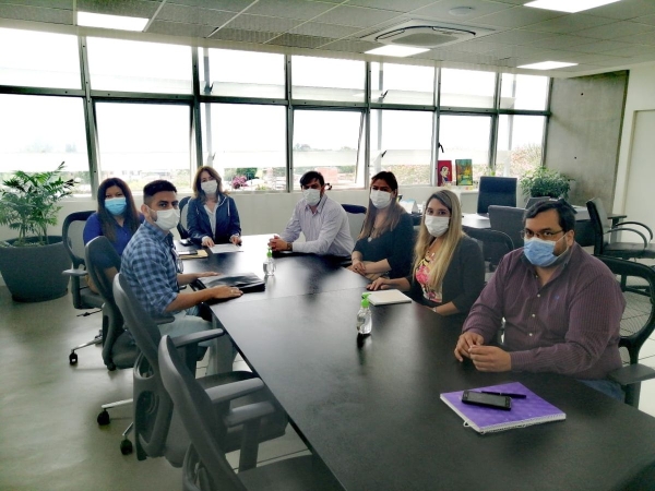 Bovi recibi&oacute; al intendente de Fraile Pintado