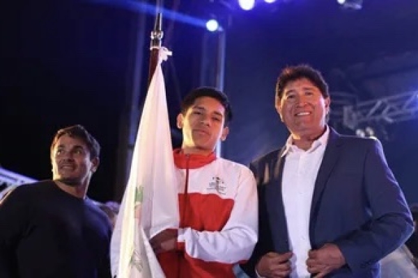 Juje&ntilde;os en la apertura de los Juegos Nacionales Evita