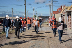 Preadjudicatarios de viviendas IVUJ visitaron obras