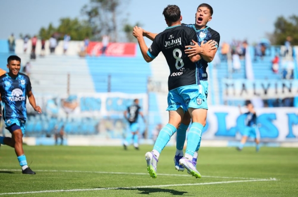 Gimnasia derrot&oacute; a Chacarita y ahora enfrentar&aacute; a San Miguel por el reducido