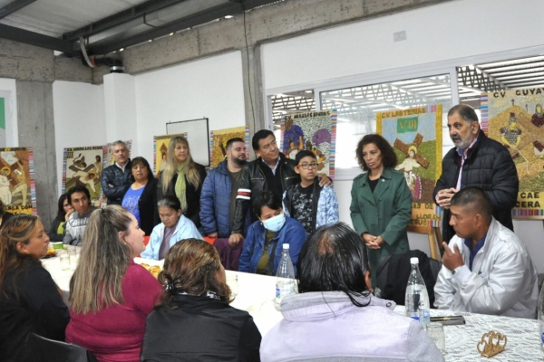 El intendente Jorge visit&oacute; la tradicional Exposici&oacute;n de Ermitas del V&iacute;a Crucis