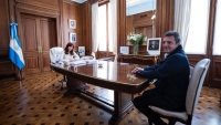 Massa analiza dar un bono social para contener al kirchnerismo y los movimientos