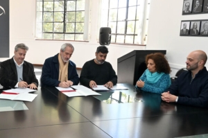 Pol&iacute;ticas culturales para fortalecer el teatro independiente