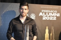 Agustín Rossi ganó el premio Alumni al mejor futbolista del año: &quot;hasta junio voy a seguir en Boca, no se qué será después&quot;
