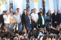 Patricia Bullrich se despidi&oacute; de la campa&ntilde;a con una postal de unidad y una apuesta a captar los votos que le faltan