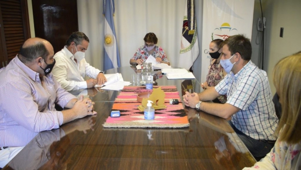 Eduplan 21, firmaron contrato de obras