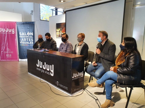 Presentaron el "Sal&oacute;n Provincial de Artes Visuales" y "Recreo Largo"